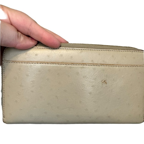 Kate Spade Taupe Grey A La Vita Ostrich Embossed Leather Designer Wallet GUC - Picture 11 of 11